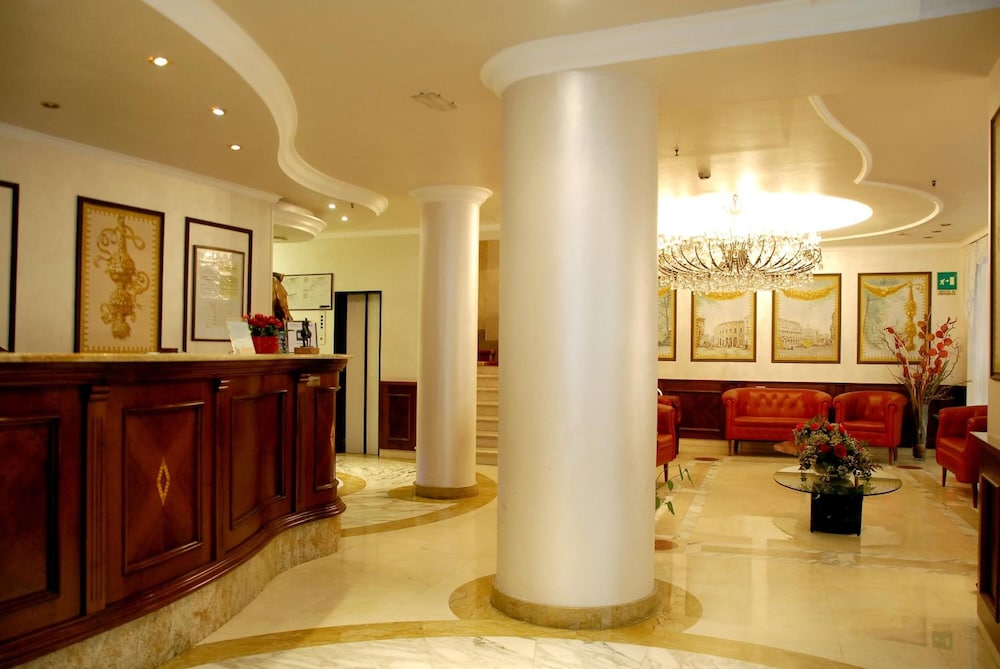 Hotel Donatello 8/63