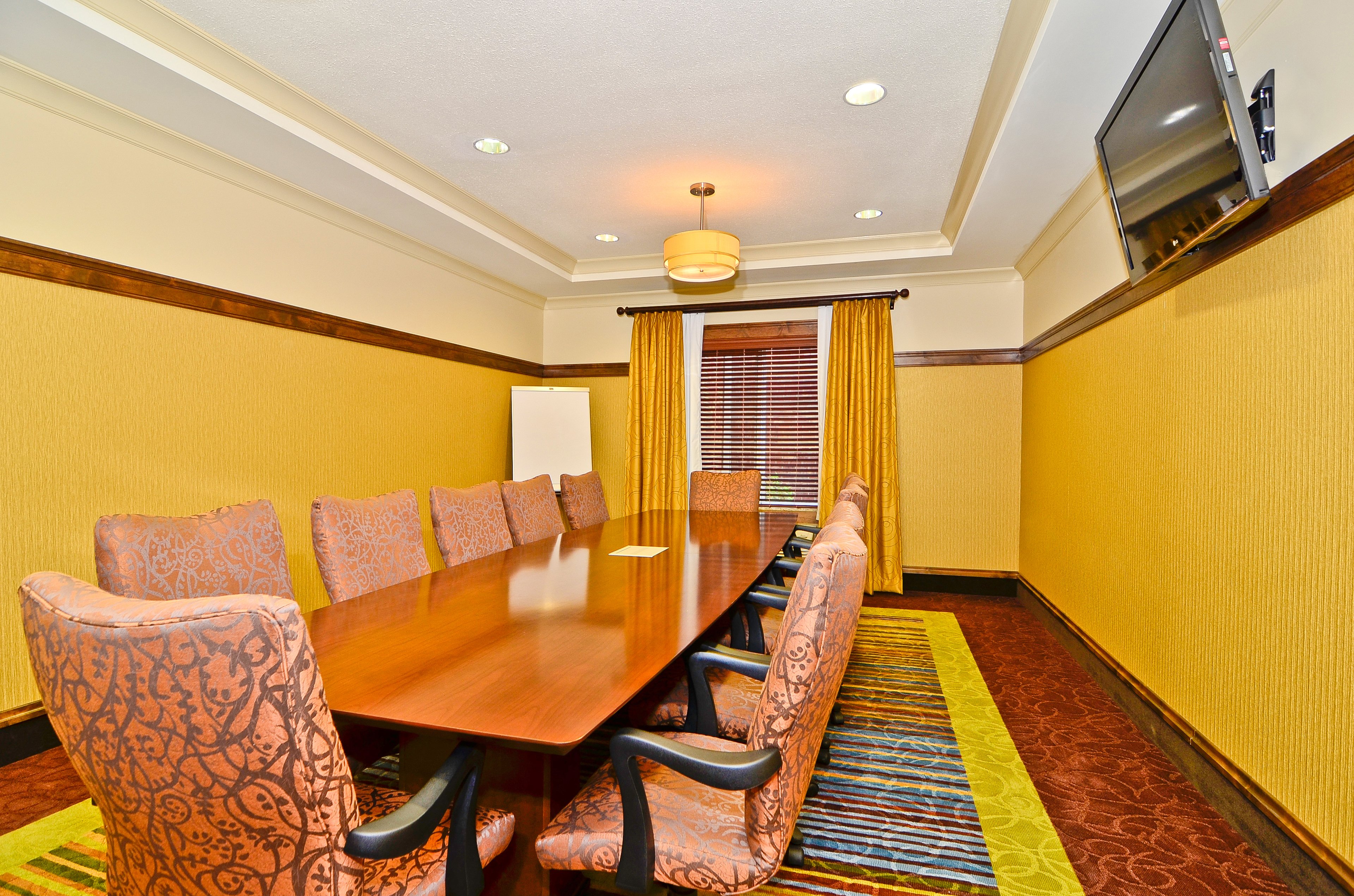 Holiday Inn Express And Suites Williston 29/30