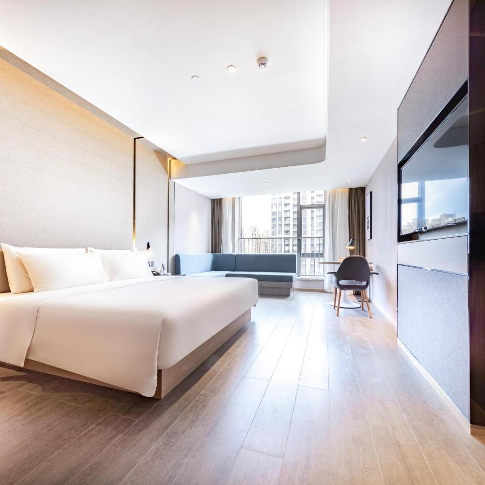 Atour Hotel (Zhongshan North Railway Station, V - PARK plaza) 4/28