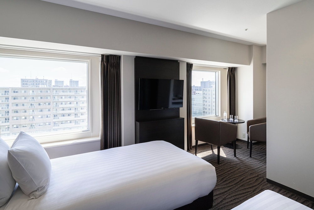 Standard, Twin Beds, East Side