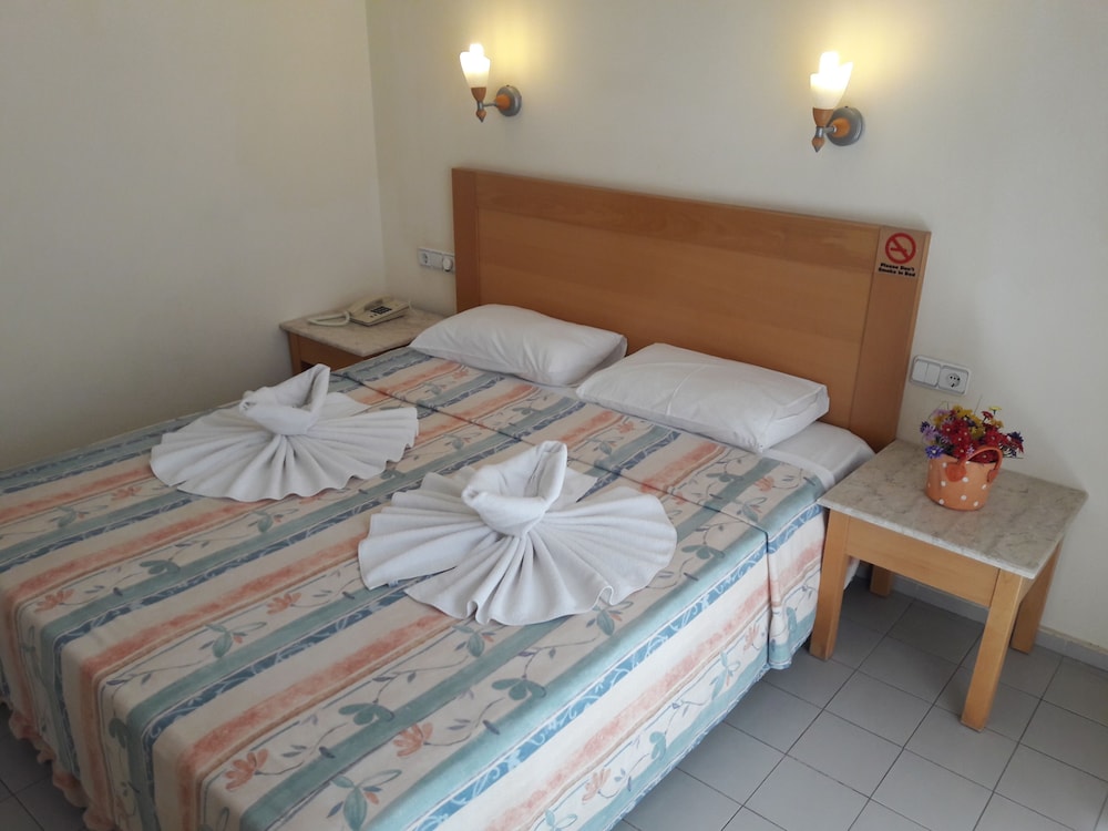 Avlu 4 Apart Hotel 12/50