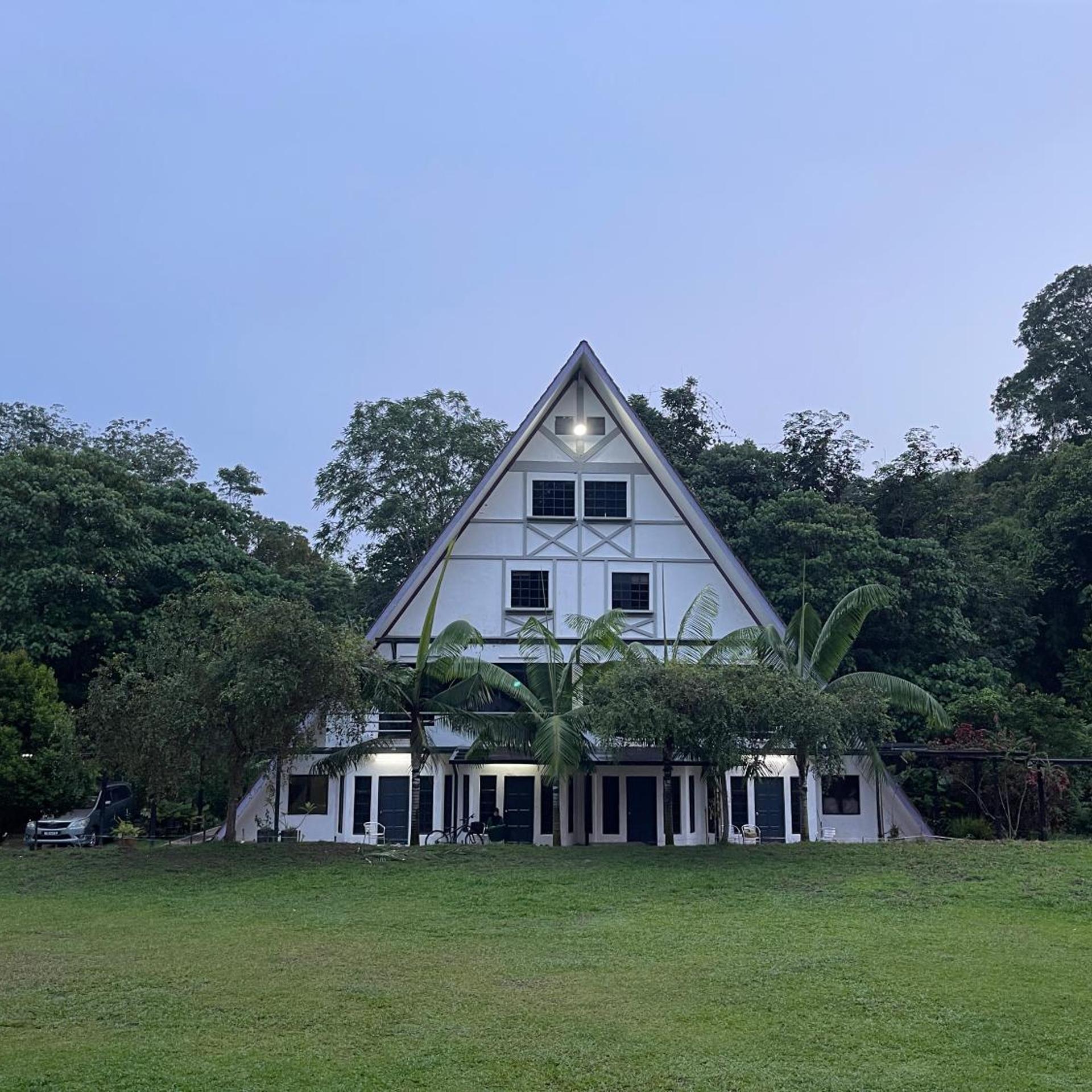 LiLLA Hilltop Retreats in JANDA BAIK