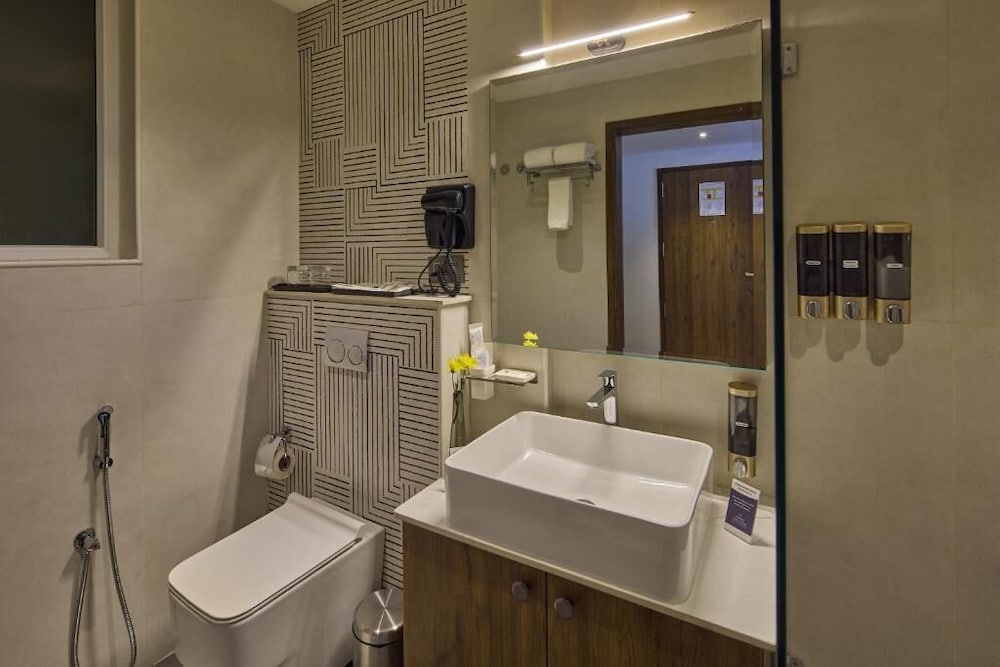 Grand Continent Hebbal A Sarovar Portico Affiliate 28/29