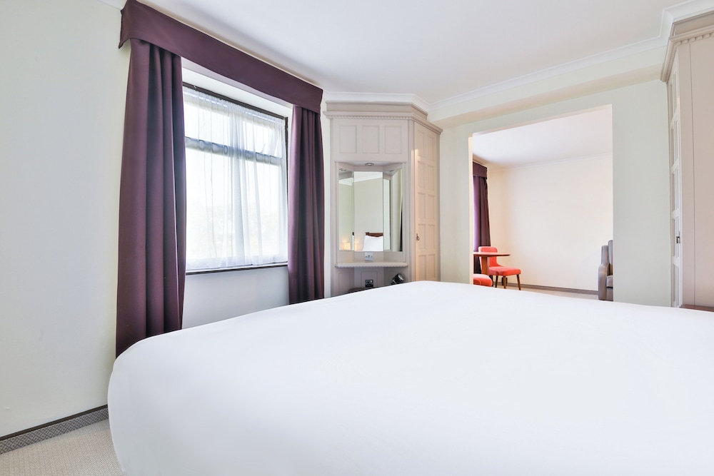 Junior Suite, Double Bed, Lake Side