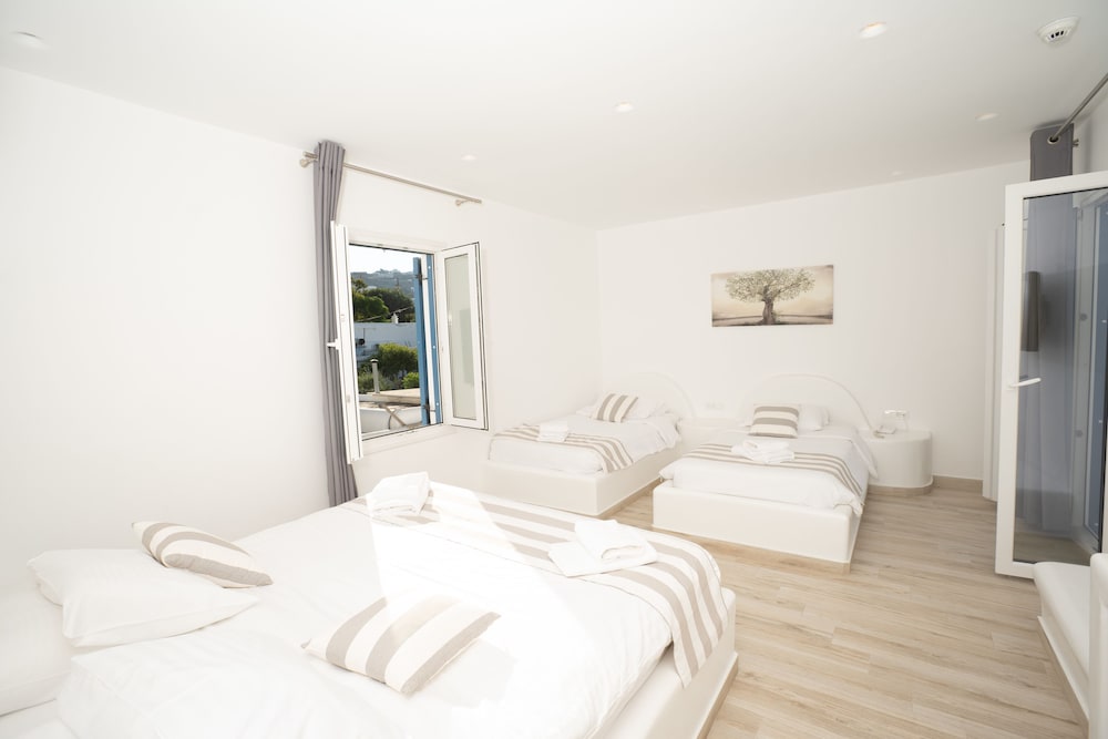 Acrogiali Beach Hotel 25/70