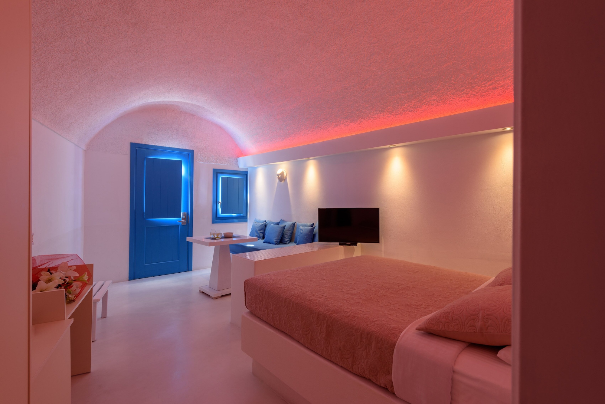 Honeymoon, Caldera, Suite, 1 Queen and 1 Single Bed, Sea and Sunset View, Jetted Tub