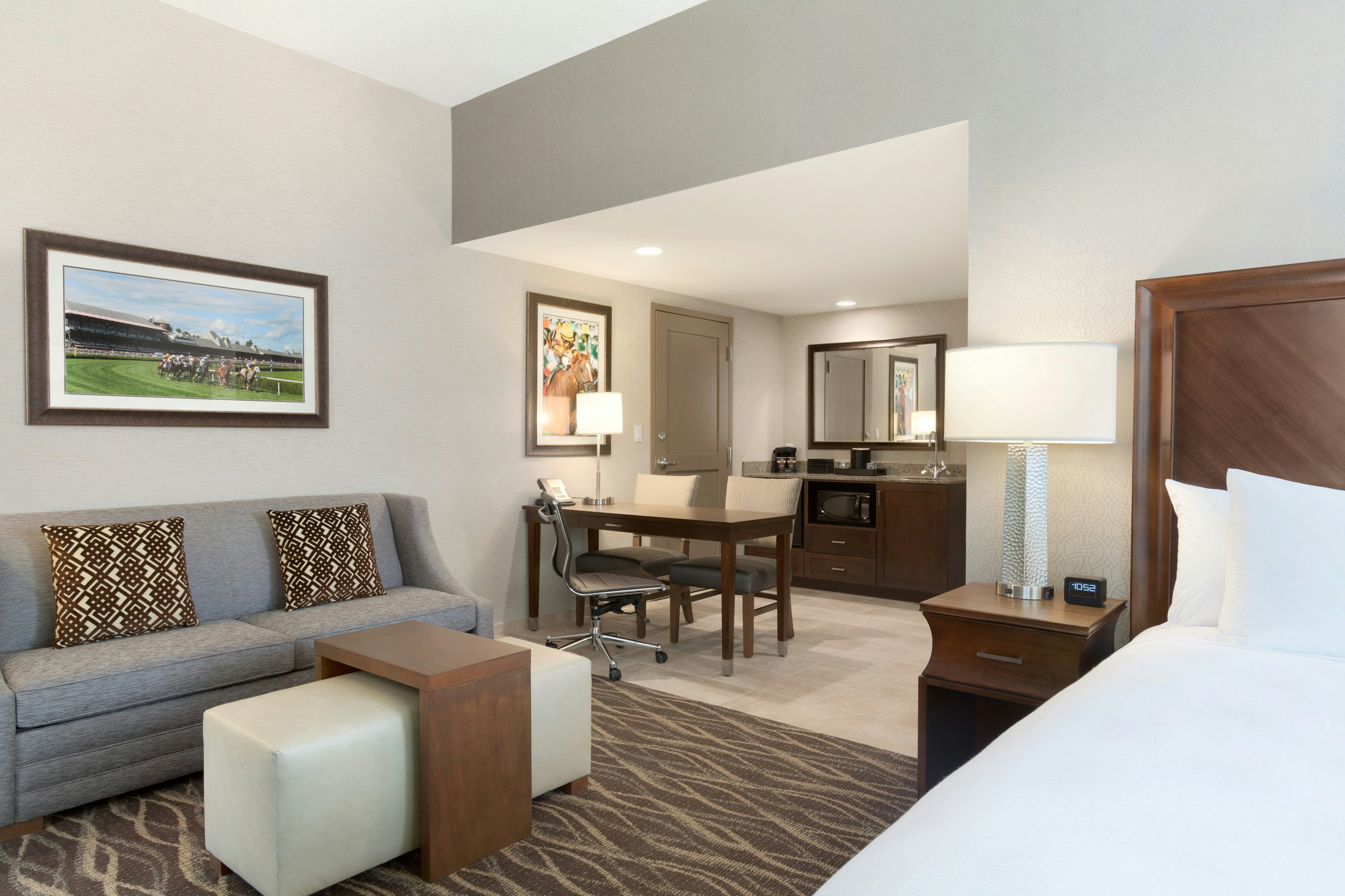 Embassy Suites Saratoga Springs NY 25/56