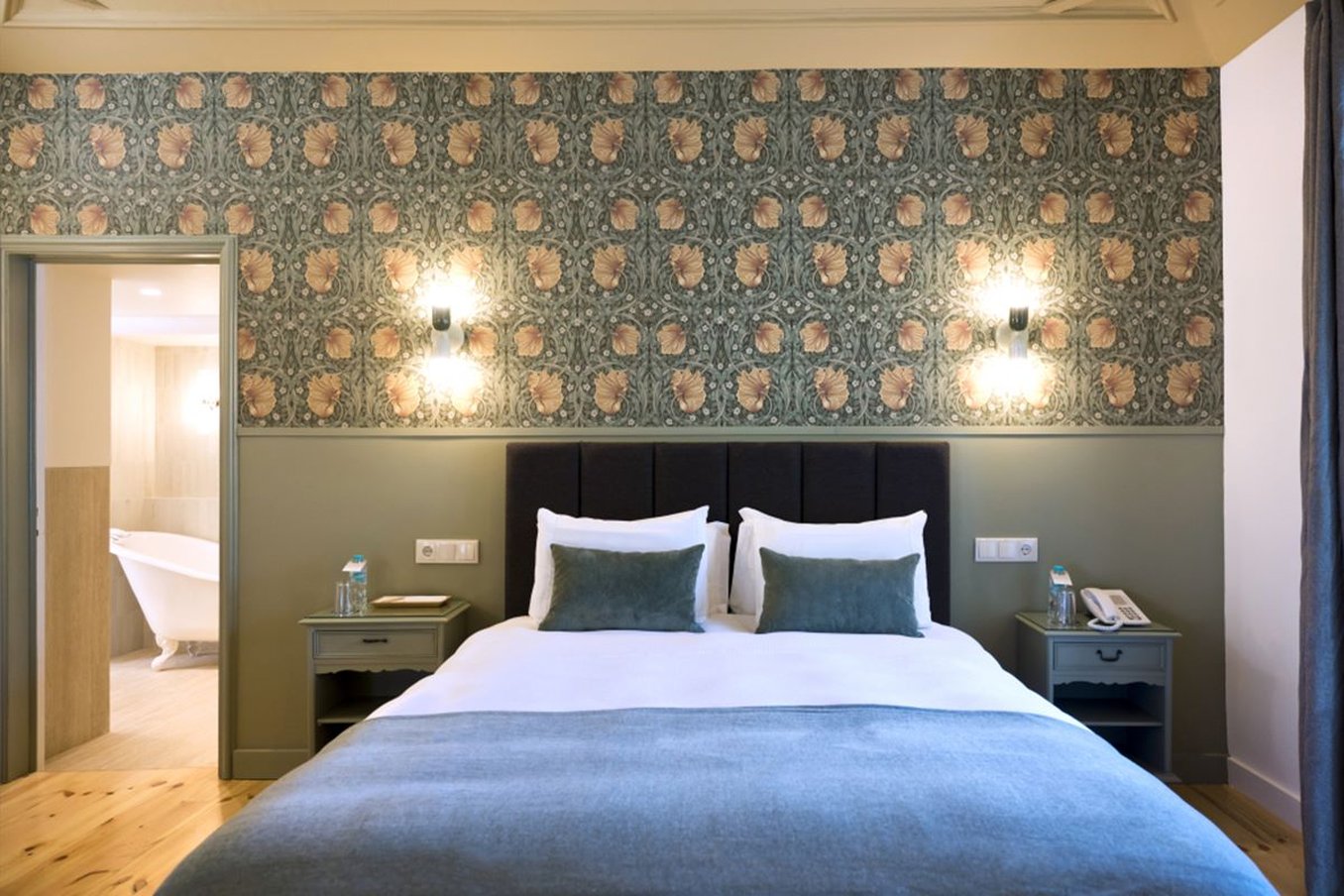 York House Hotel 17/40