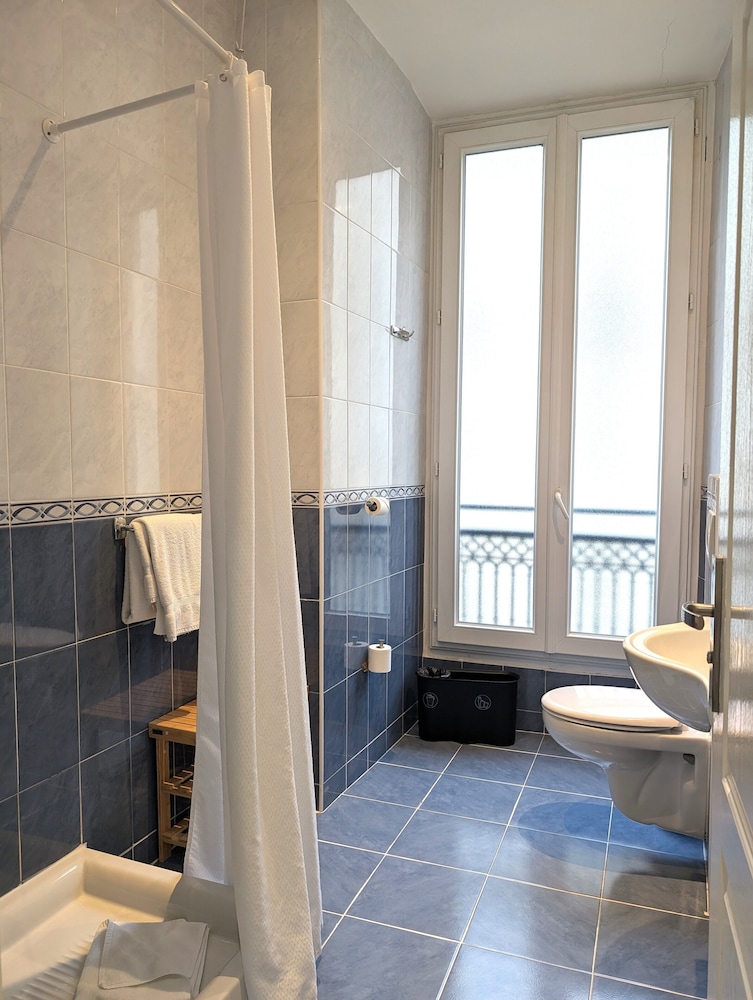 Hotel H33 23/50