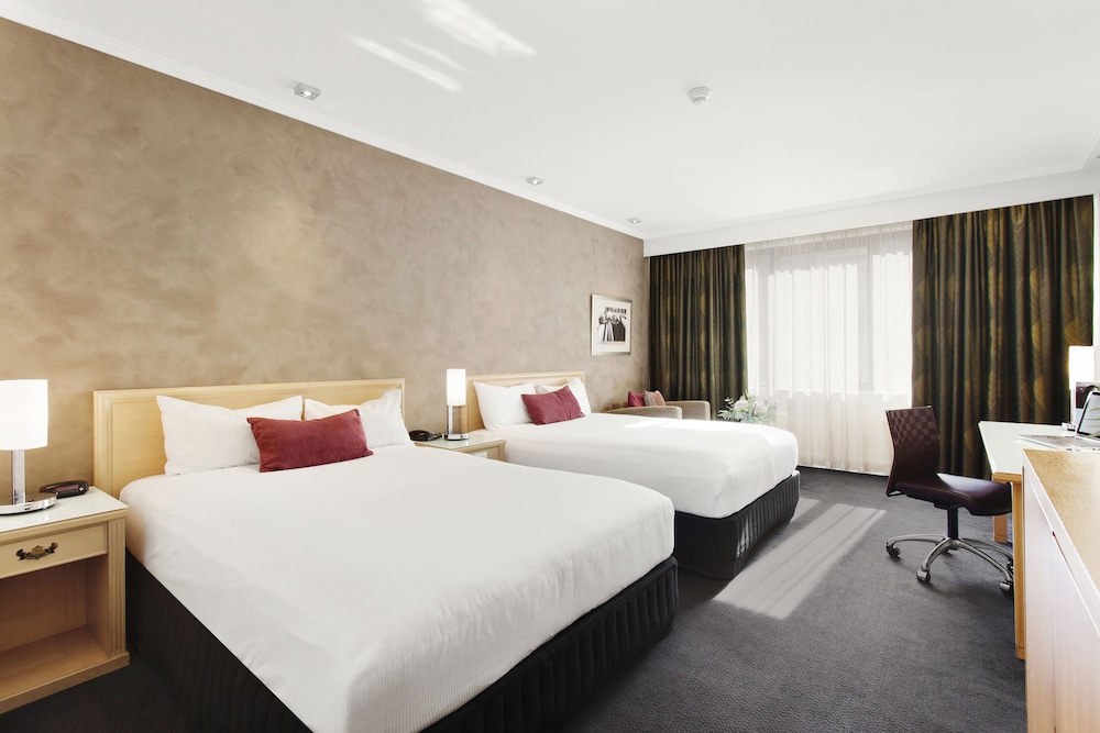 PREMIUM, 2 QUEEN BEDS