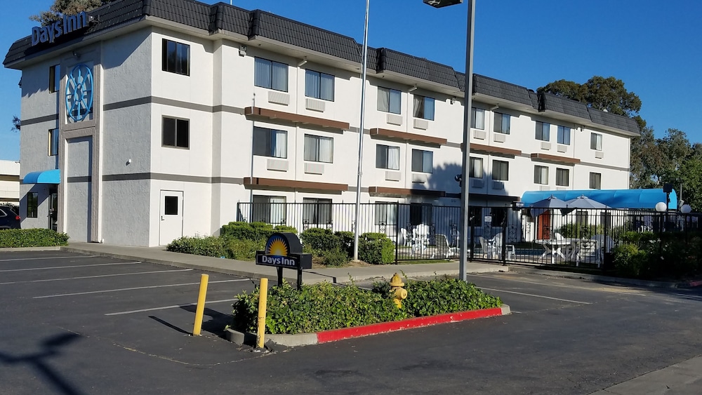 Days Inn by Wyndham Woodland 3/54