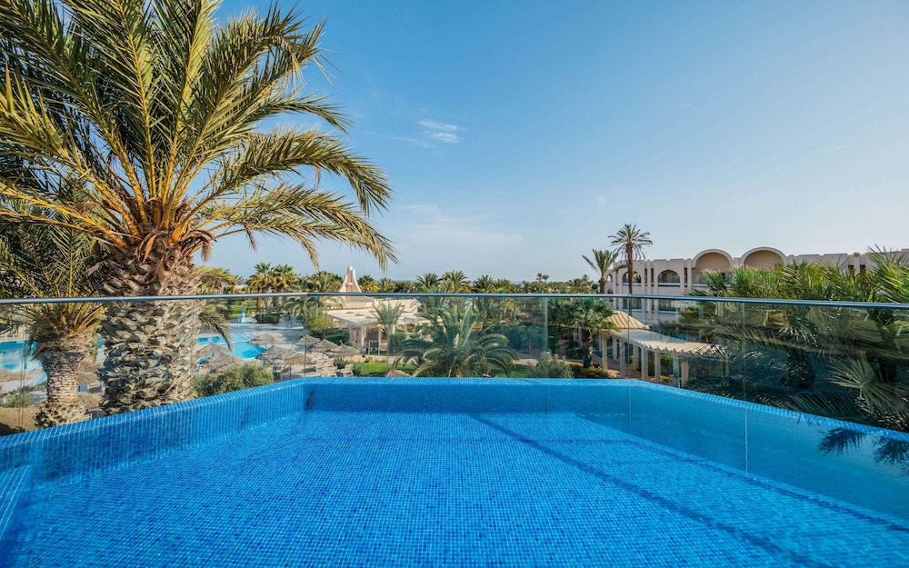Iberostar Waves Mehari Djerba 48/72