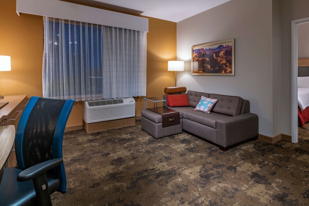 TownePlace Suites by Marriott Gallup 19/31