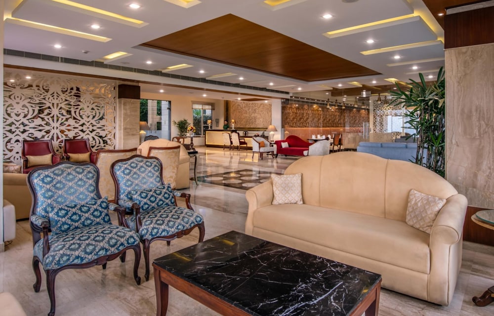 Glenview Resort Kasauli, a member of Radisson Individuals 7/50