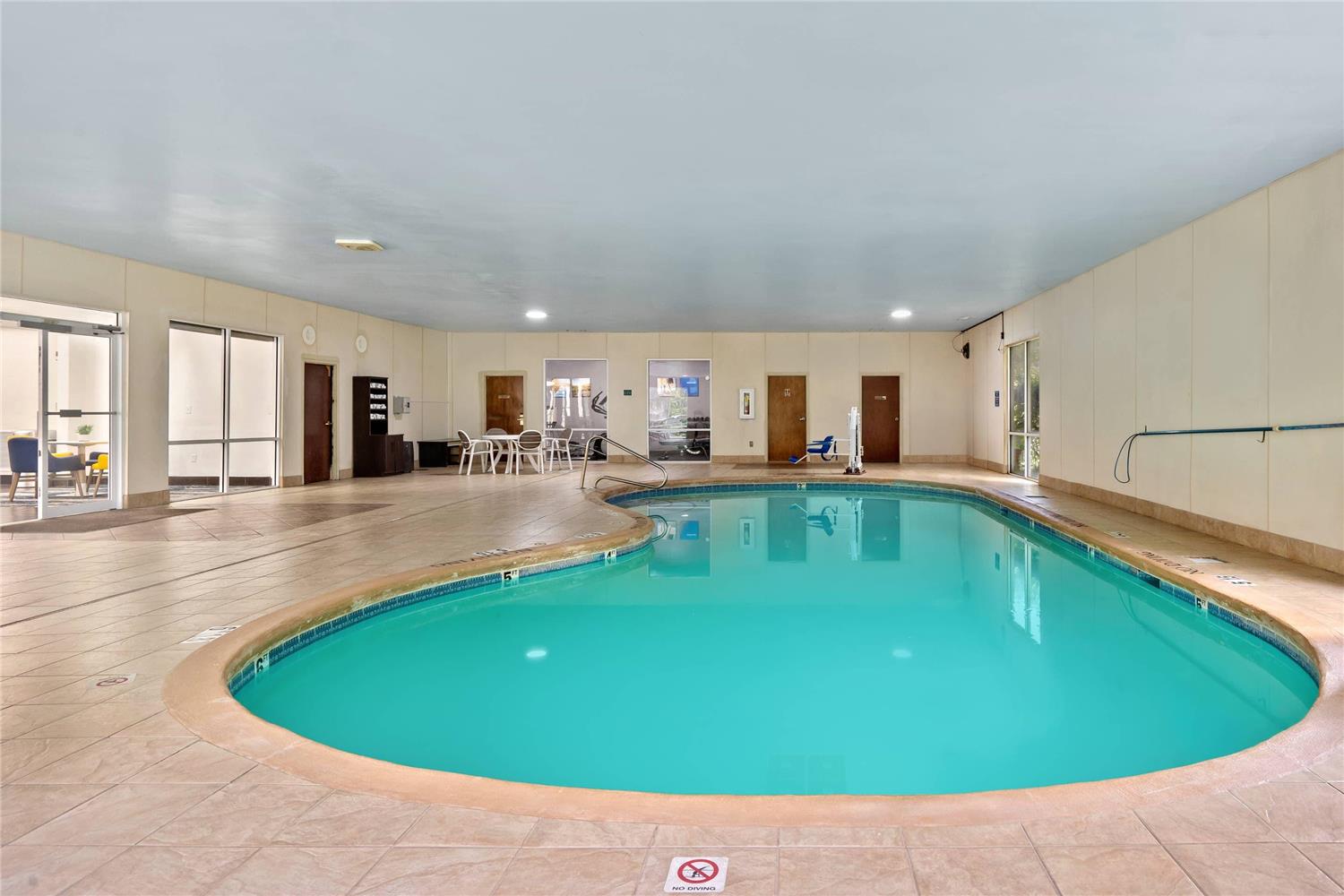 Comfort Suites Milledgeville 21/37