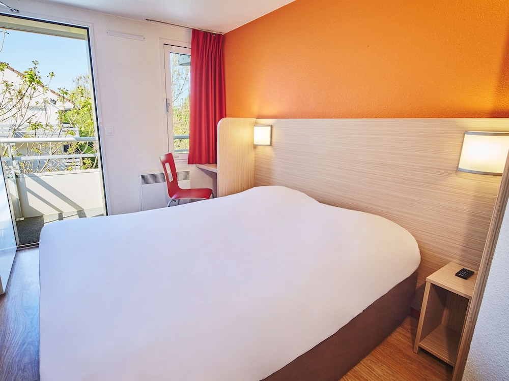 Hotel Premiere Classe Melun Senart Vert Saint Denis 9/35