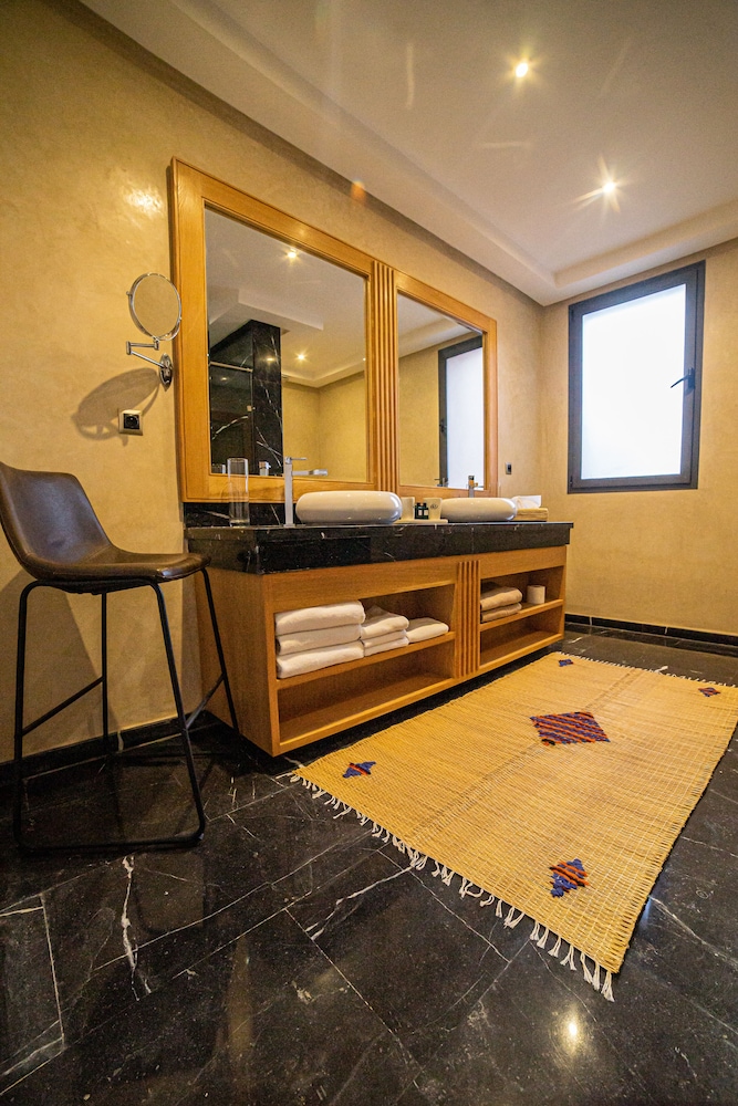 Sumahan Suites and Spa 37/62