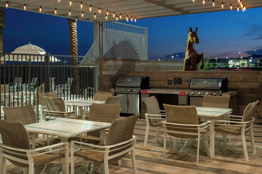 Towneplace Suites By Marriott Surprise Prasada 18/27