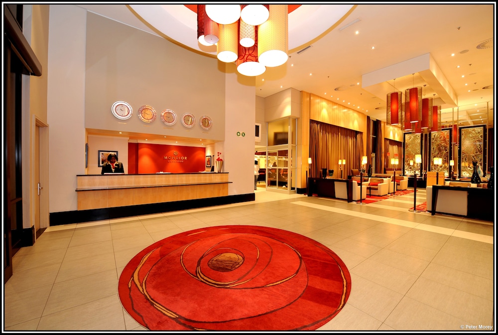 Mondior Emperors Palace 6/58