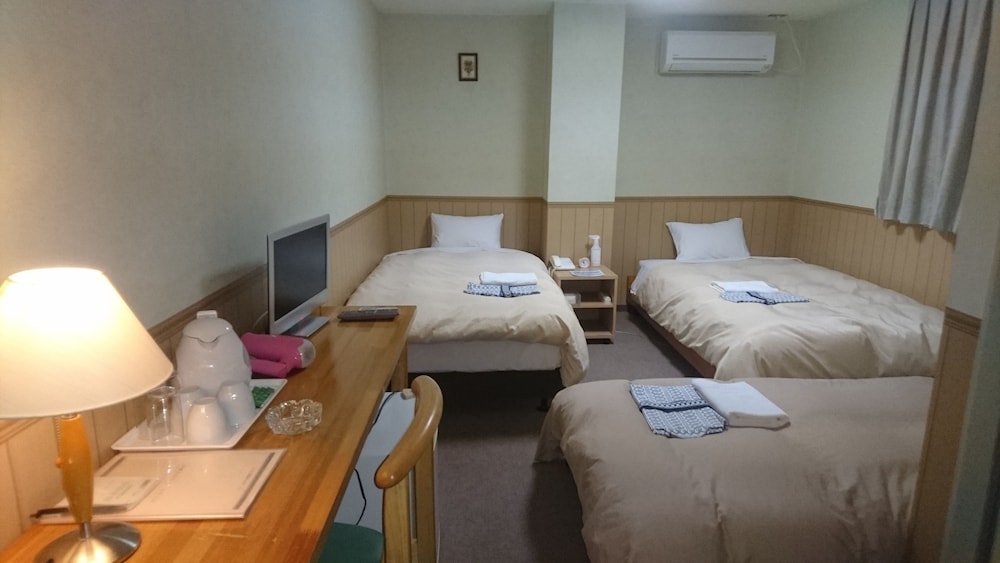 Hotel Himeji Hills 22/38