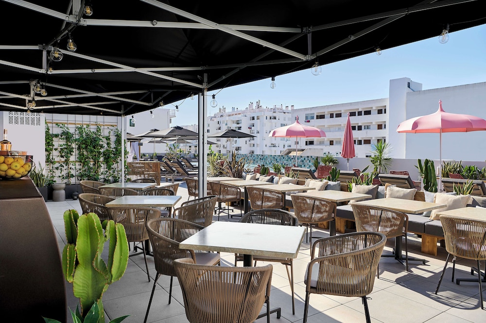 Hotel Stic Urban 60/72