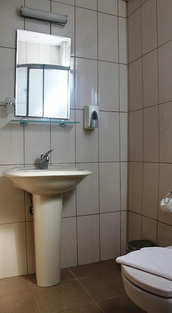 Fatih Resadiye Hotel 49/50
