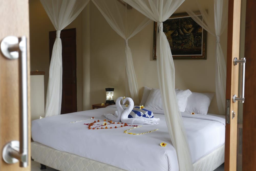 Junjungan Suite Villa 14/68