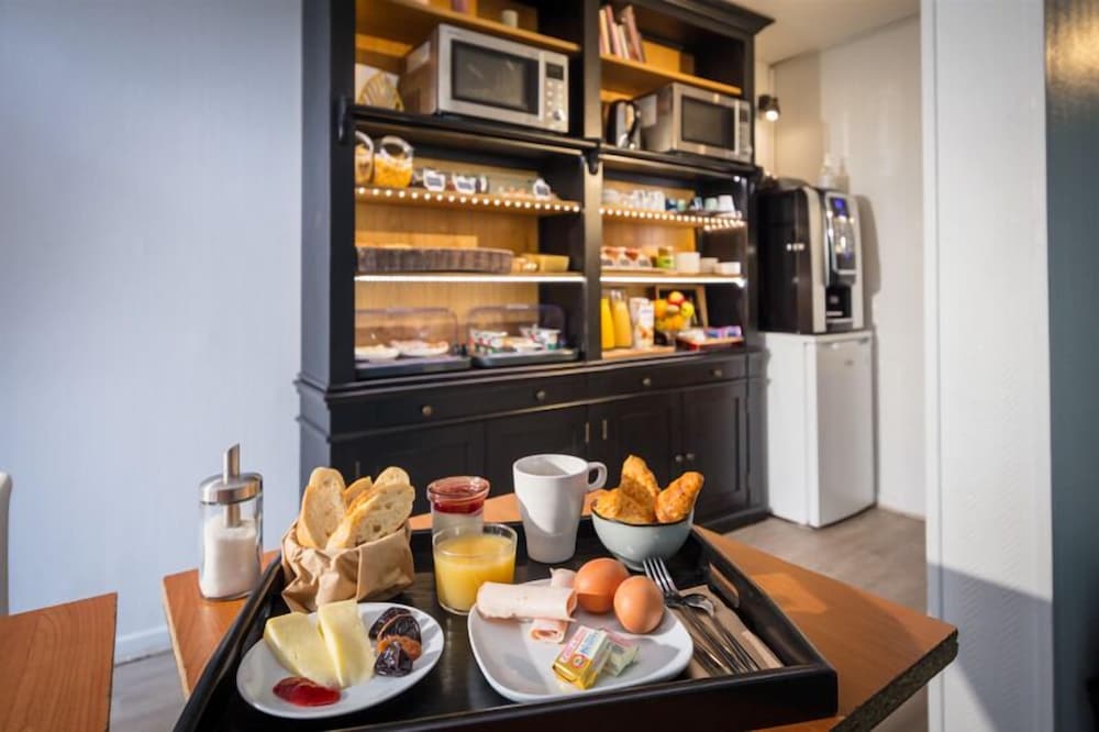 Hotel D'Orsay 28/42