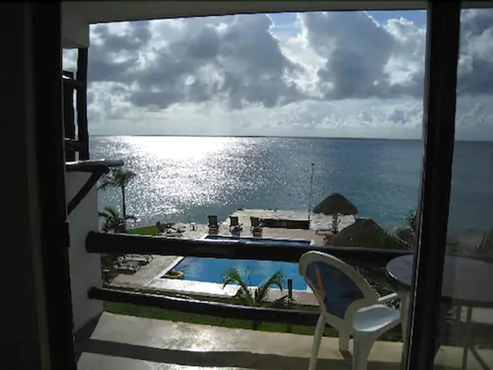 Blue Angel Resort 61/68
