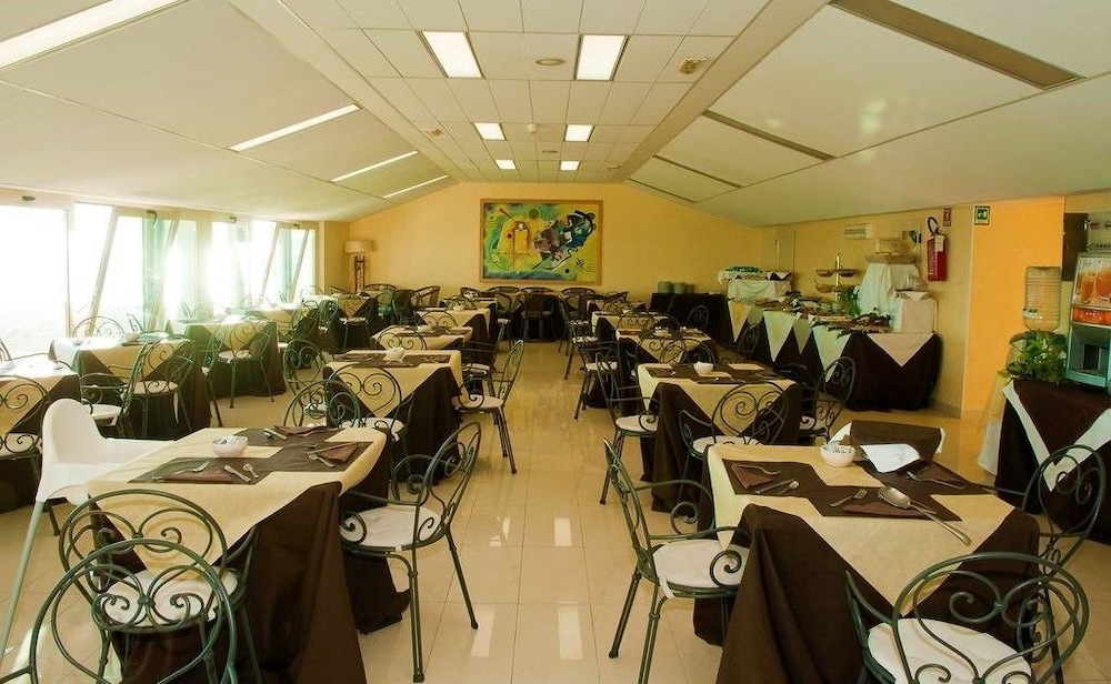 Hotel Borgo Marina 27/50