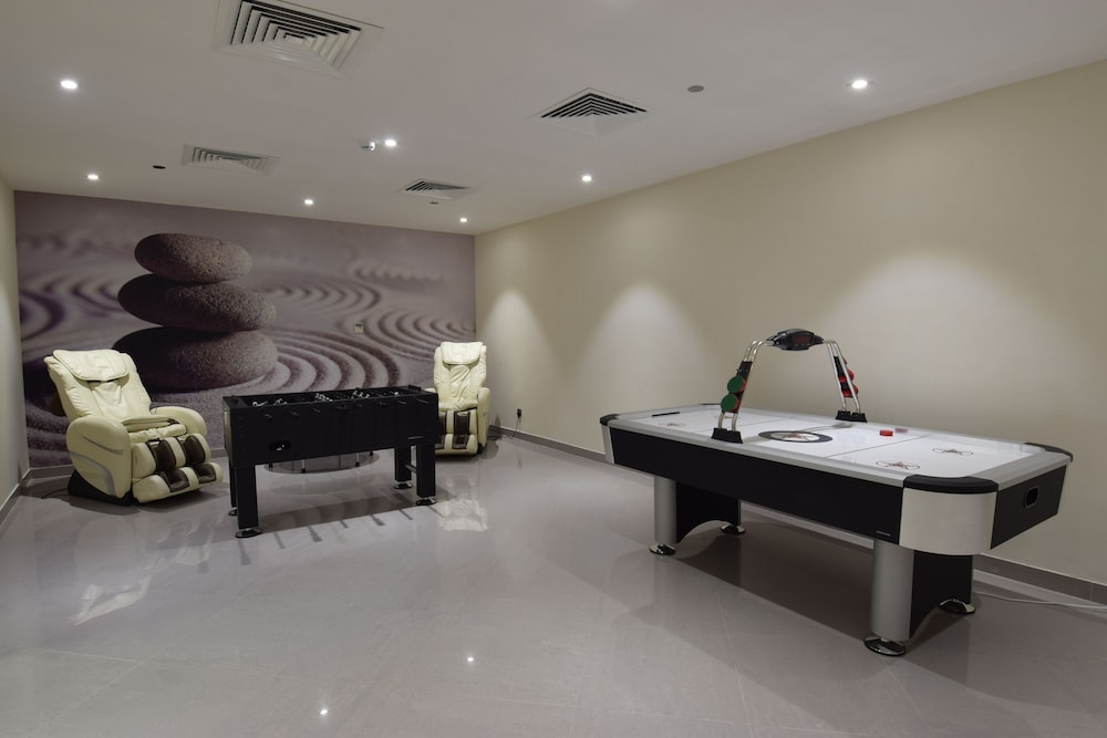 أجنحة نوفوتيل الرياض ديار(Sunday Hotel Al Olaya formerly Novotel Suites Riyadh Centre) 24/75