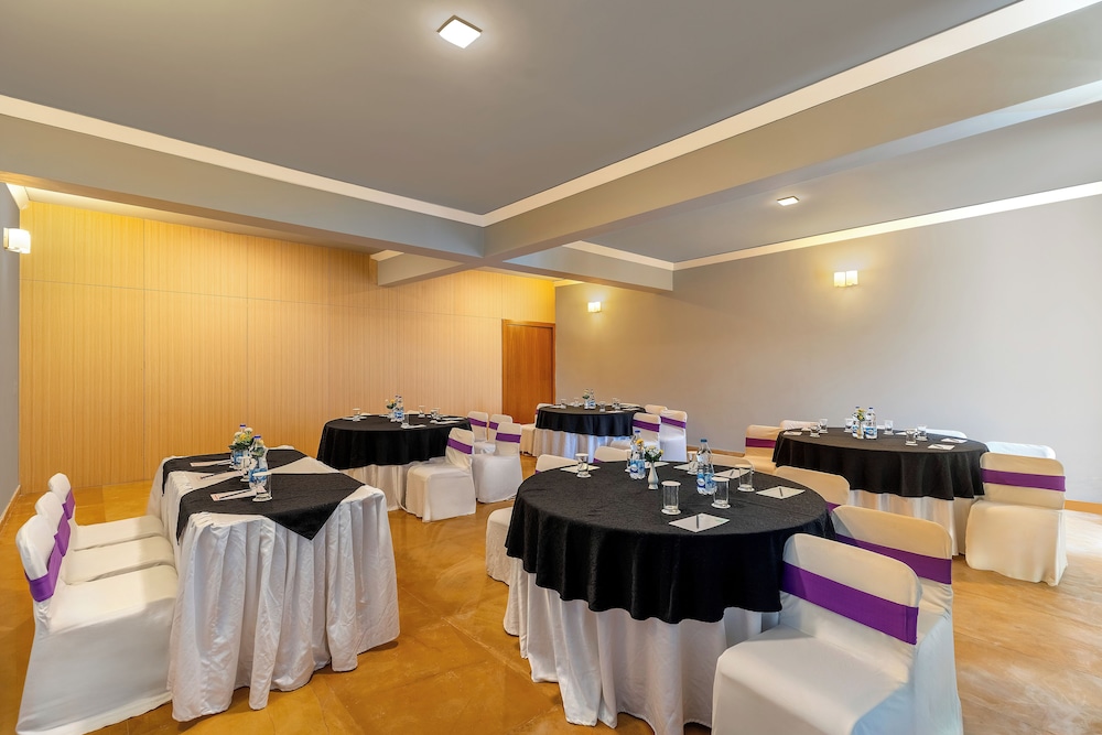 Via Lakhela Resort & Spa 44/50