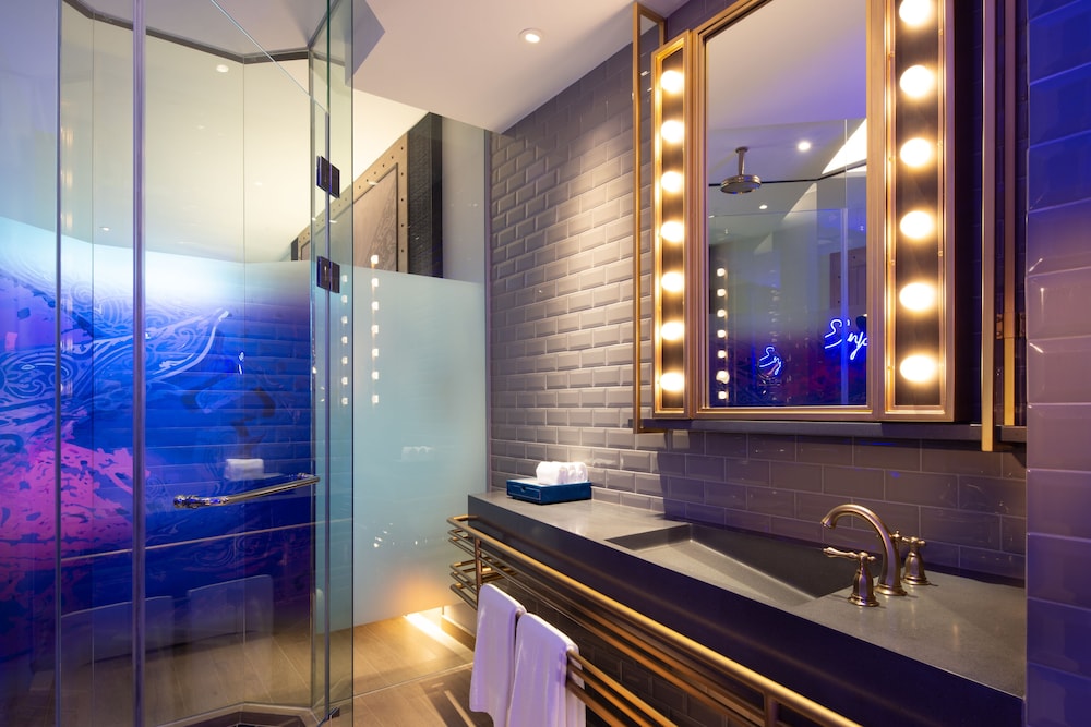 Hotel Indigo Phuket Patong 42/84
