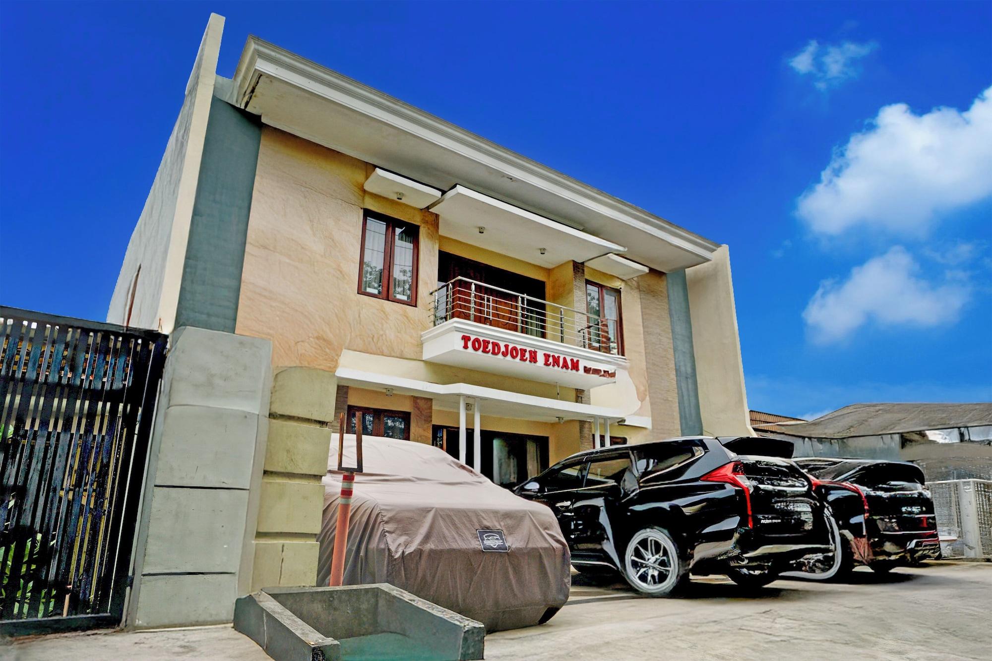 Hotel O 76 Gayungsari 27/29