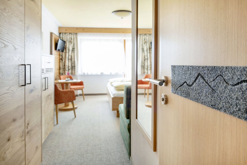 Hotel Tirolerhof 36/50