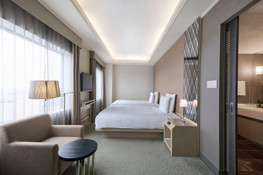 Suite, 2 Double Beds