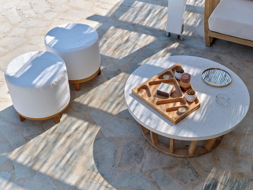 Empire Luxury Villas 34/48
