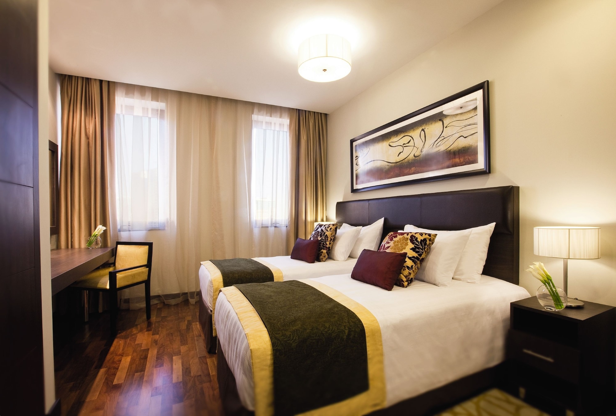SUPERIOR, TWIN BEDS