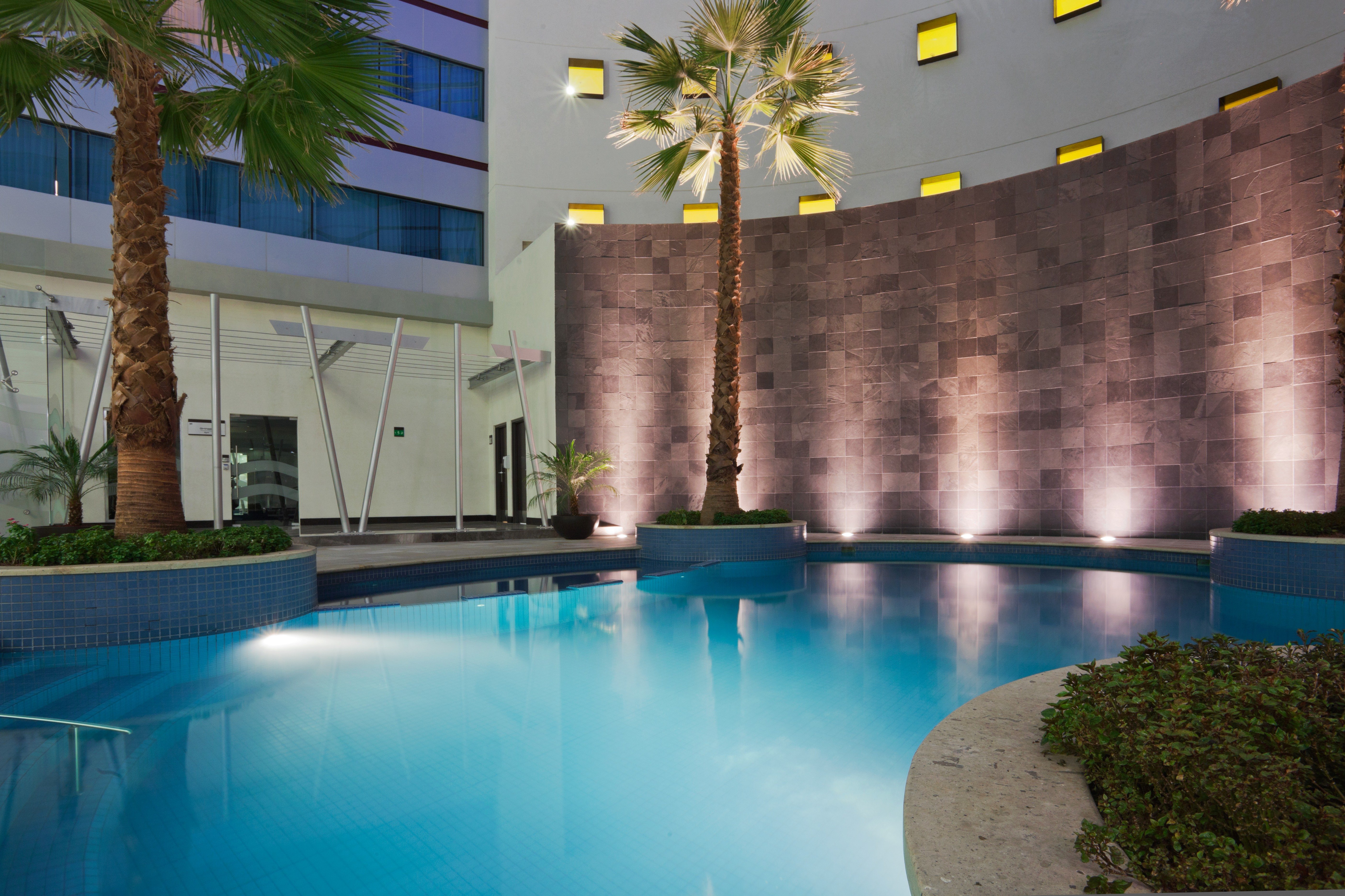 Crowne Plaza Leon 48/50