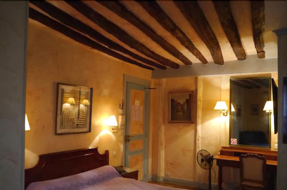 Hôtel Les Degrés De Notre Dame 22/50