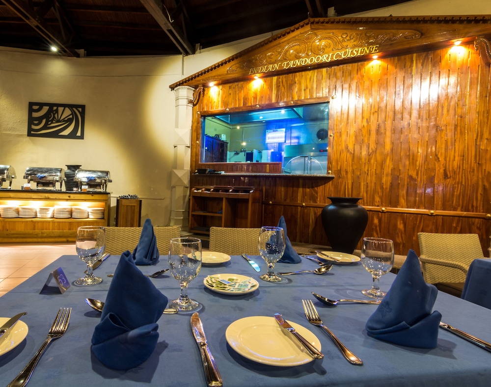 Berjaya Beau Vallon Bay Resort & Casino 40/64