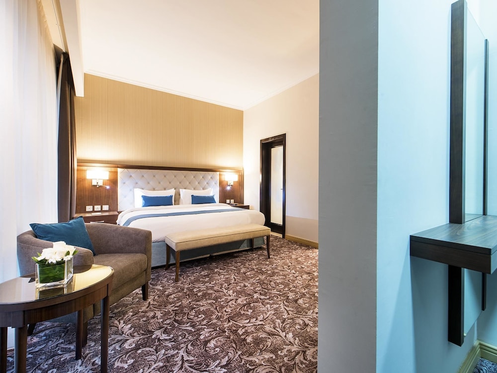 Golden Tulip Doha 15/67