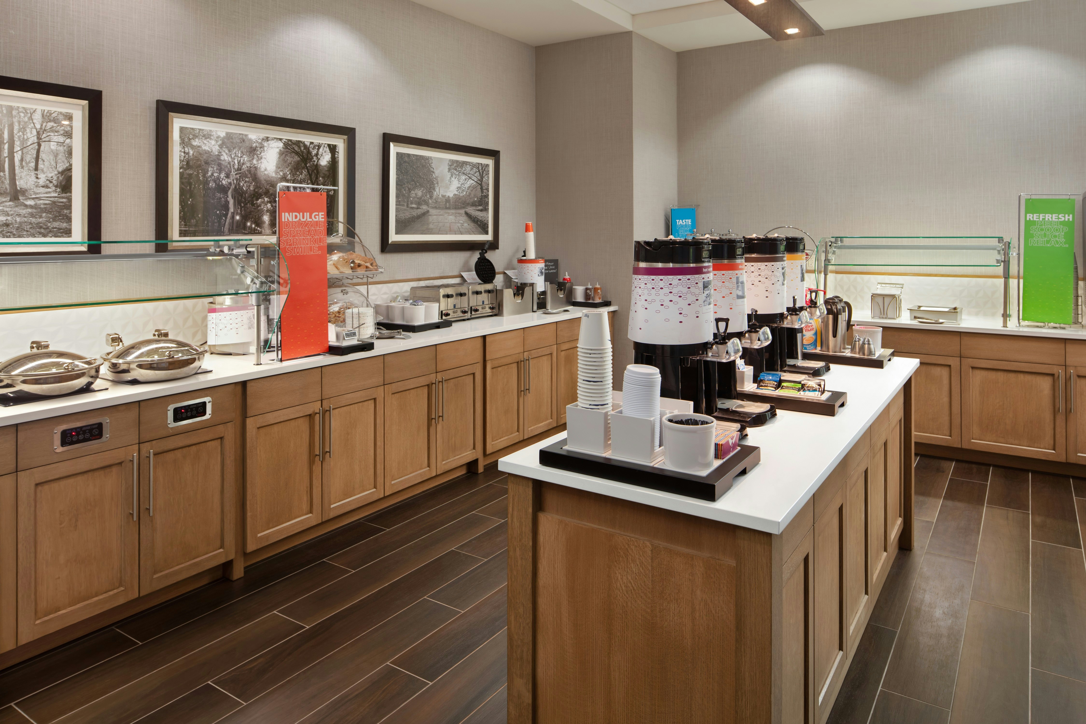 Hampton Inn and Suites Teaneck Glenpointe, NJ 41/41