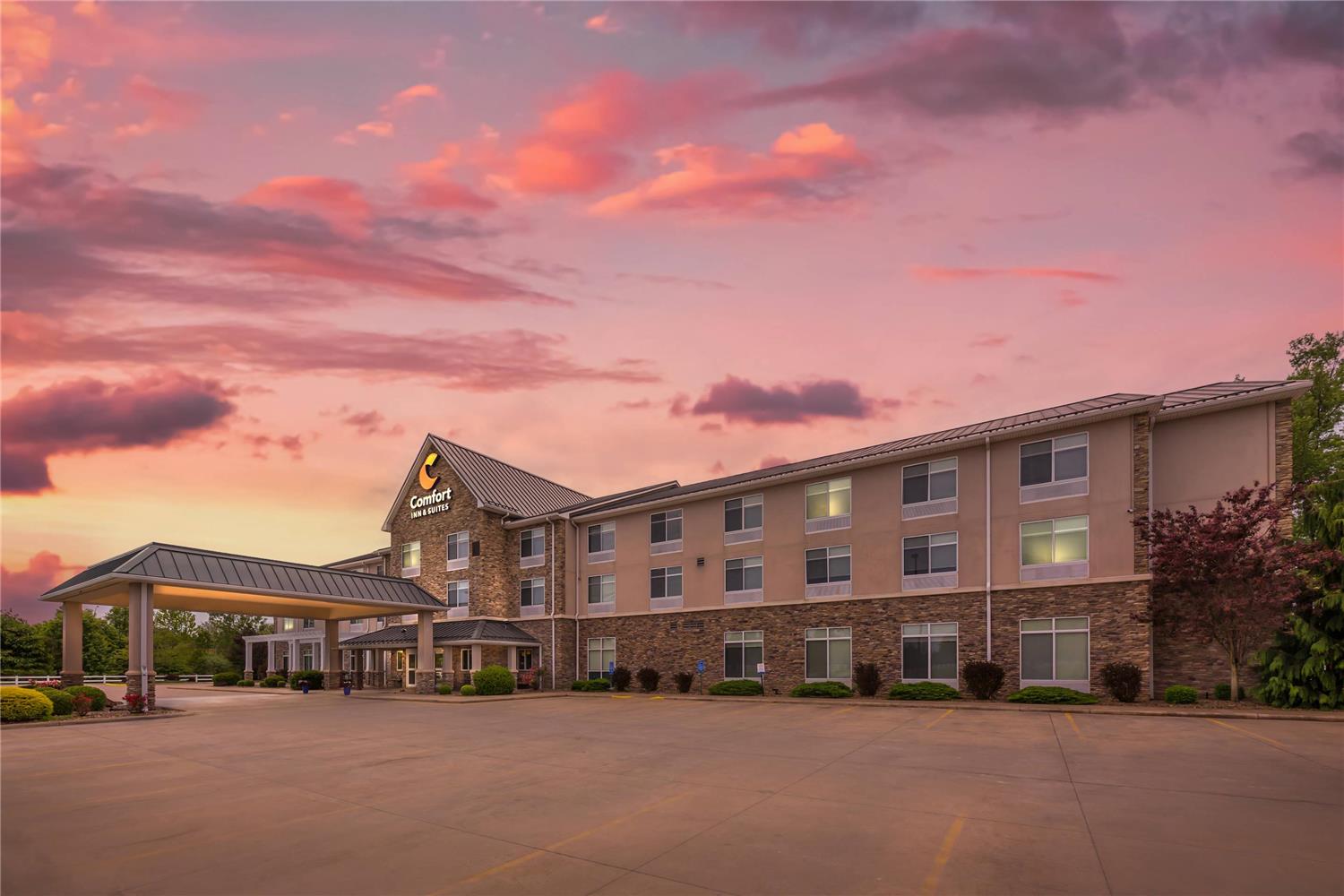 Comfort Inn & Suites Dover, OH 1/11