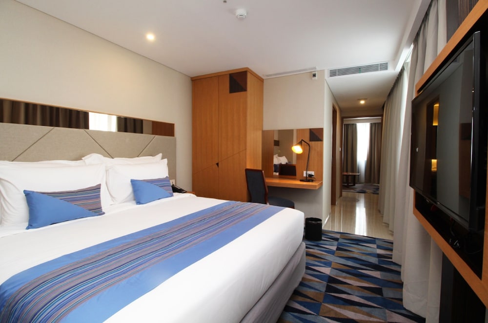 Swiss-Belhotel Pondok Indah 20/69