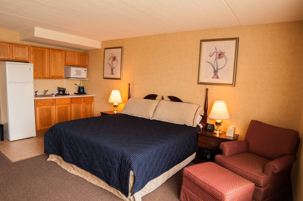 Red Roof Inn Chicago - N Aurora/Naperville 14/36