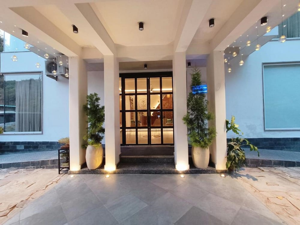 Crestmont Ataraxia Resort and Spa Dehradun in DEHRADUN