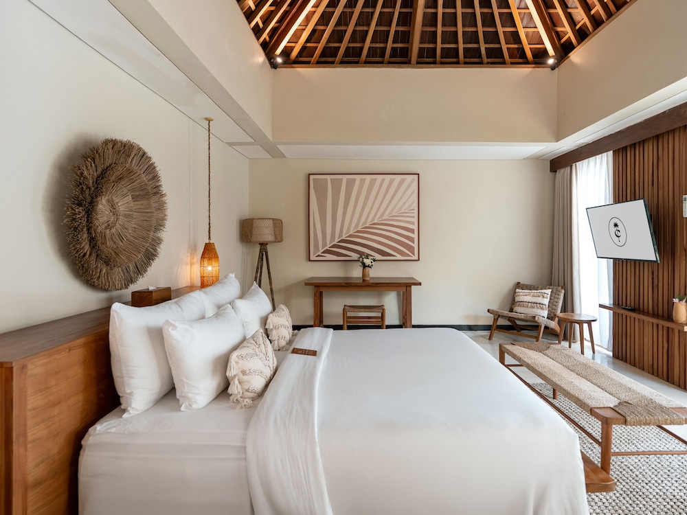 3 Bedrooms, Pool, Villa, 2 King Beds, Single Bed