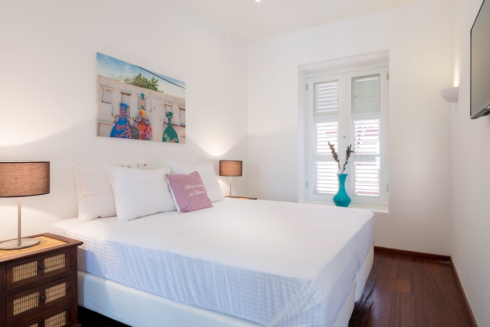 Scuba Lodge & Ocean Suites 21/76