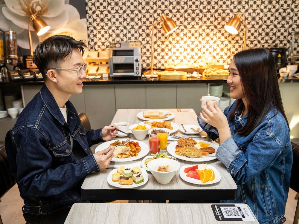 Ibis Styles Singapore Albert 32/48